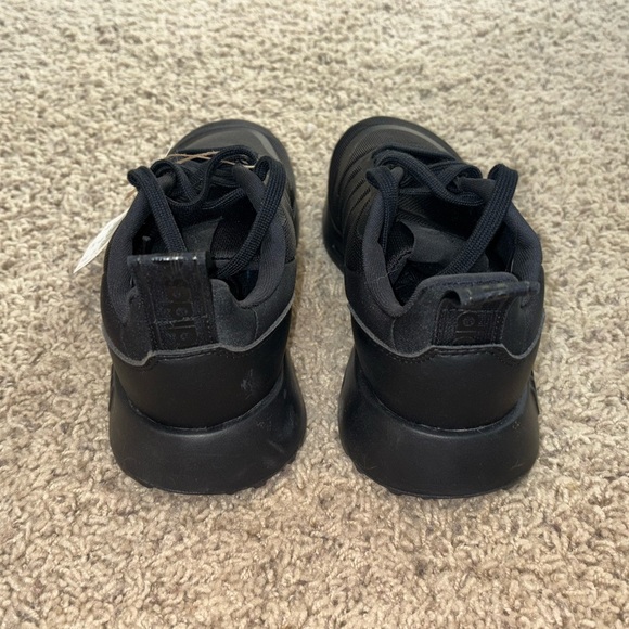 Black adidas Originals Multix Men’s Size 6 - Picture 3 of 6